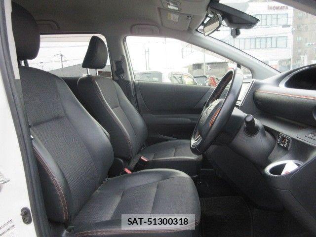 Toyota SIENTA 2018-05 7457746-6