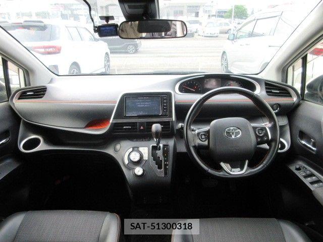 Toyota SIENTA 2018-05 7457746-7