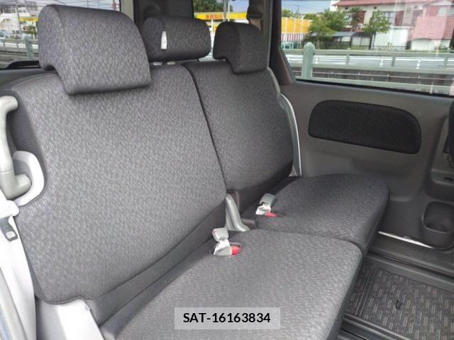 Toyota SIENTA 2014-05 7457768-20