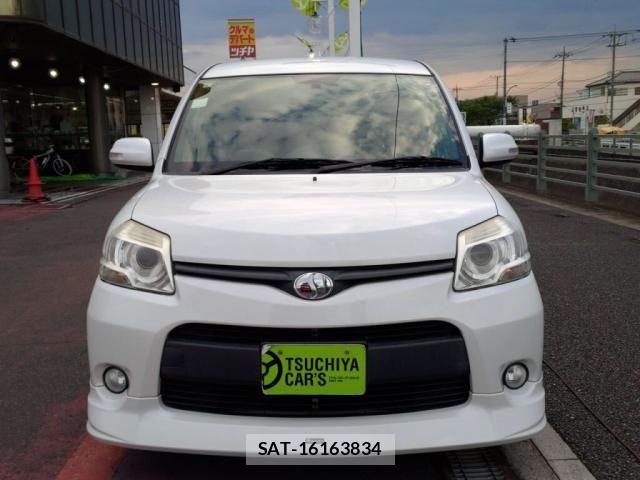 Toyota SIENTA 2014-05 7457768-8