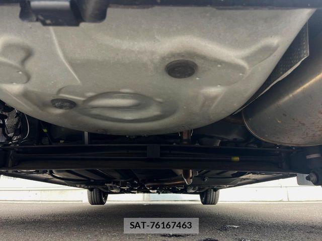 Toyota SIENTA 2018-02 7457757-18