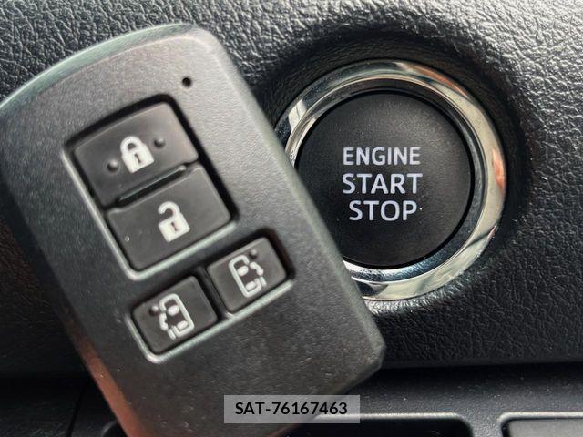 Toyota SIENTA 2018-02 7457757-5