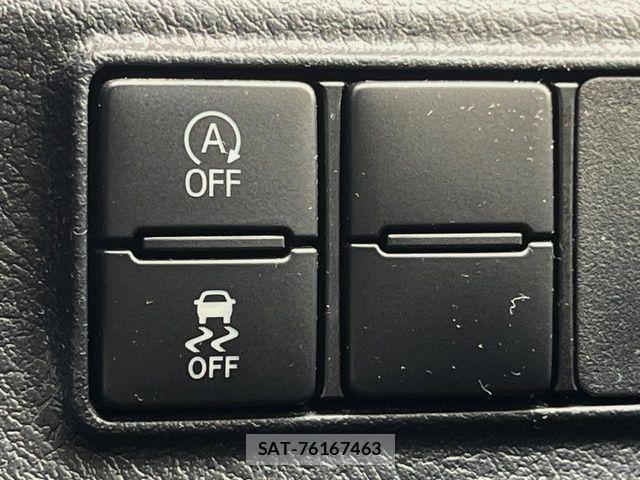 Toyota SIENTA 2018-02 7457757-6