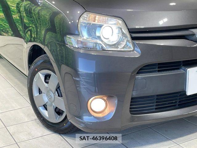 Toyota SIENTA 2012-02 7457770-11