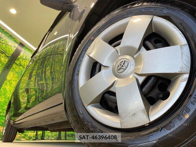 Toyota SIENTA 2012-02 7457770-12