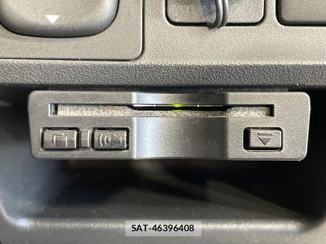 Toyota SIENTA 2012-02 7457770-3