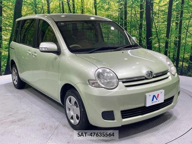 Toyota SIENTA 2011-09 7457771-17