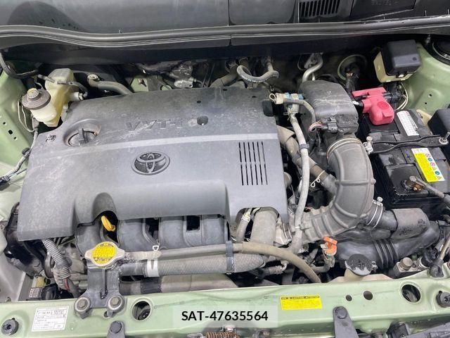 Toyota SIENTA 2011-09 7457771-18