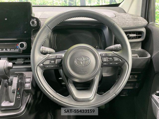Toyota SIENTA 2022-09 7457726-11