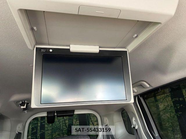 Toyota SIENTA 2022-09 7457726-2