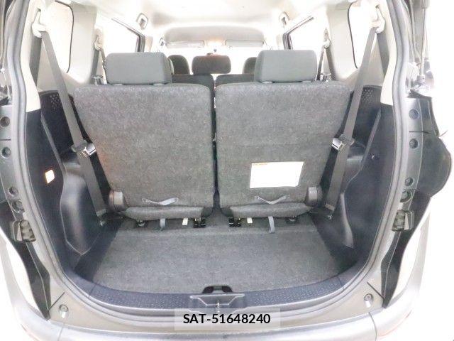 Toyota SIENTA 2019-07 7457753-9