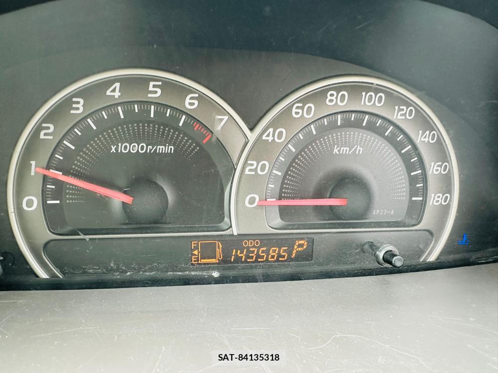 Toyota SIENTA 2010-03 7367373-15