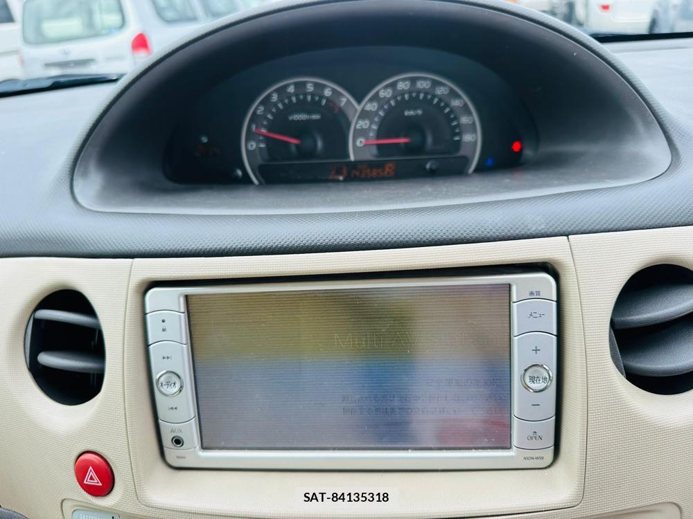 Toyota SIENTA 2010-03 7367373-18