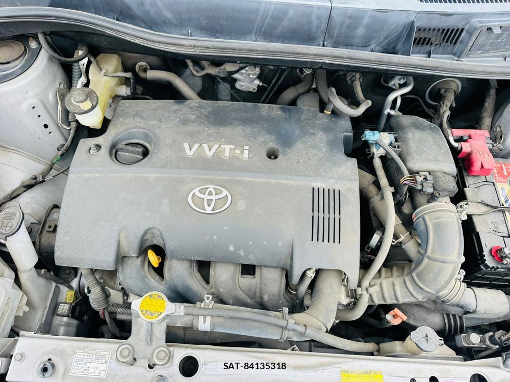 Toyota SIENTA 2010-03 7367373-38