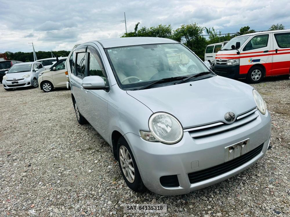 Toyota SIENTA 2010-03 7367373-6