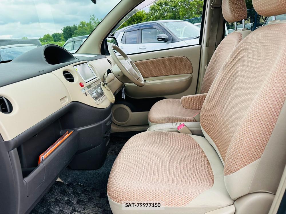 Toyota SIENTA 2011-10 7367375-10