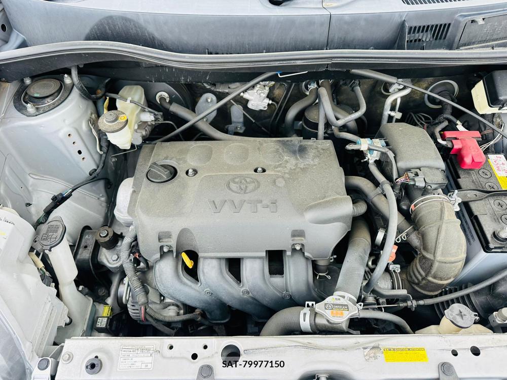 Toyota SIENTA 2011-10 7367375-36