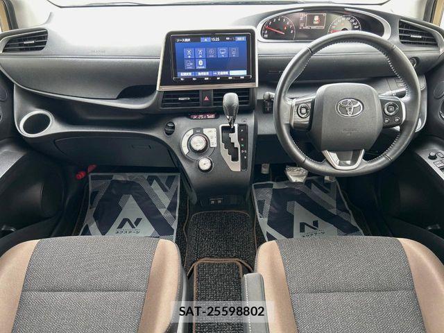 Toyota SIENTA 2021-05 7510030-1