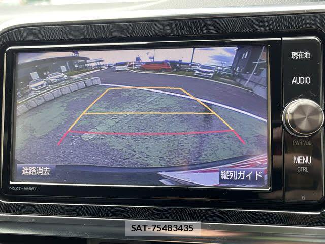 Toyota SIENTA 2016-10 7502809-10
