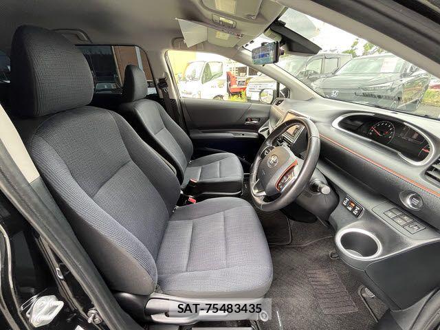 Toyota SIENTA 2016-10 7502809-3