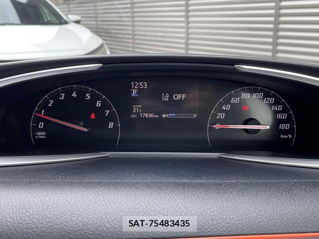 Toyota SIENTA 2016-10 7502809-7