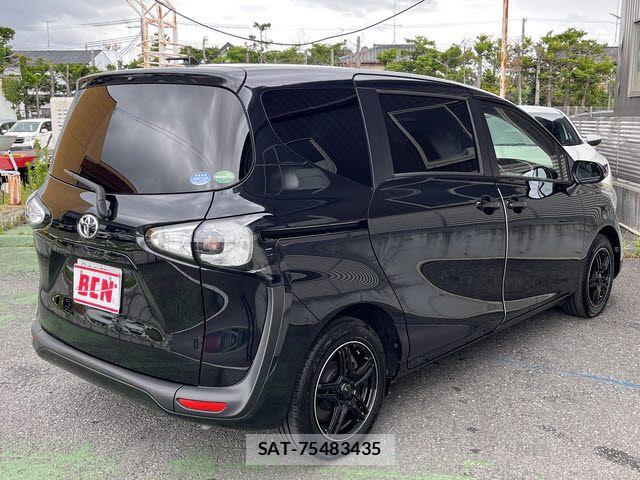 Toyota SIENTA 2016-10 7502809-8