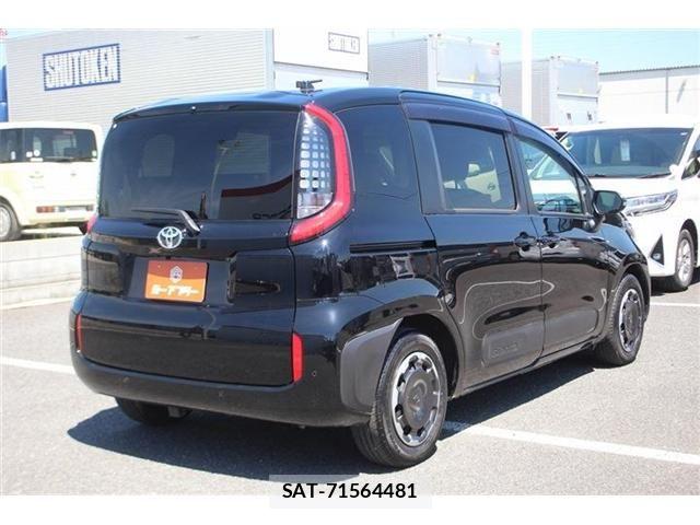 Toyota SIENTA 2025-03 7510014-13