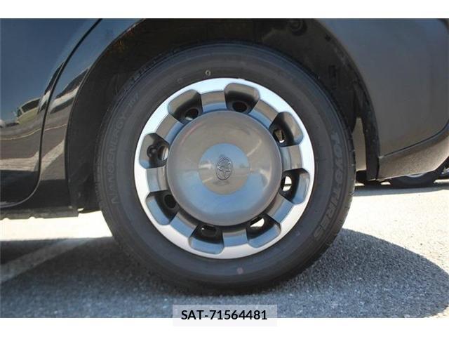 Toyota SIENTA 2025-03 7510014-17