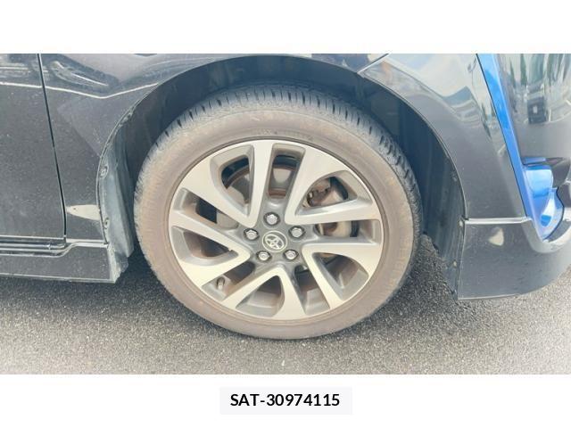 Toyota SIENTA 2015-07 7502819-11