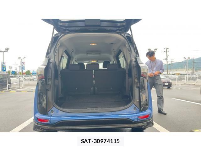 Toyota SIENTA 2015-07 7502819-13