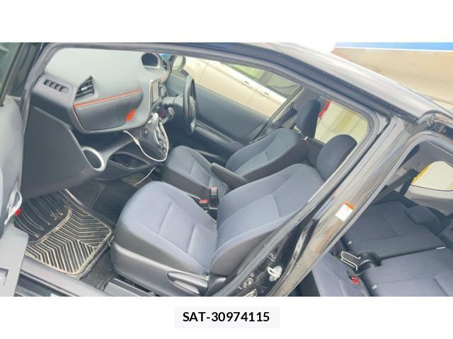 Toyota SIENTA 2015-07 7502819-16