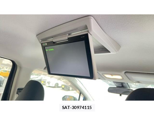 Toyota SIENTA 2015-07 7502819-24