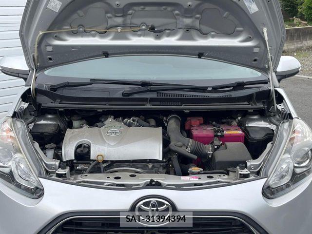 Toyota SIENTA 2017-07 7502815-16