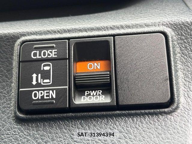 Toyota SIENTA 2017-07 7502815-3