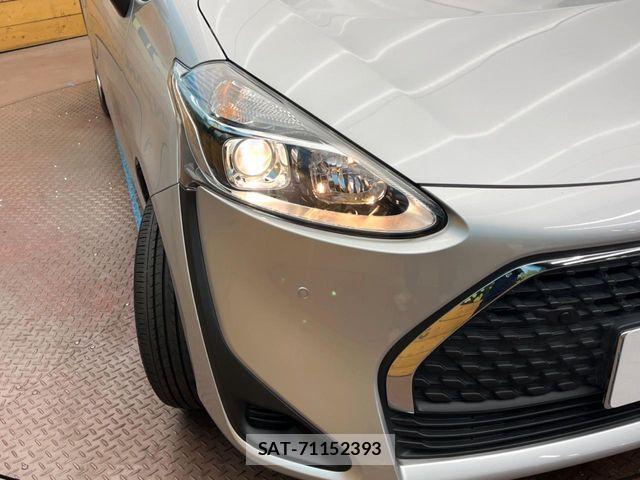 Toyota SIENTA 2020-02 7510029-12