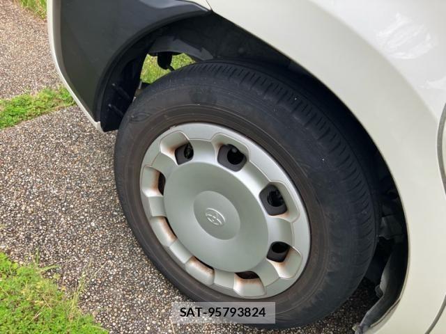 Toyota SIENTA 2023-01 7510021-3