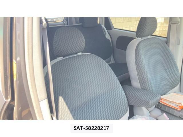 Toyota SIENTA 2007-10 7510043-13