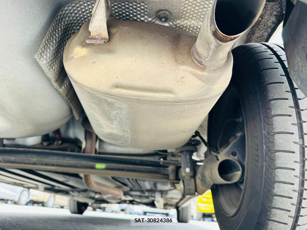 Toyota SIENTA 2009 7332874-35