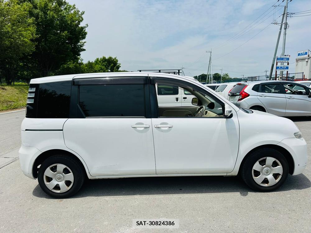 Toyota SIENTA 2009 7332874-5