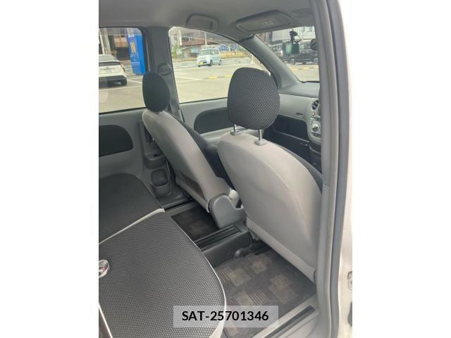 Toyota SIENTA 2006-04 7510042-13