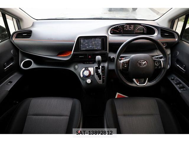 Toyota SIENTA 2020-10 7502804-9