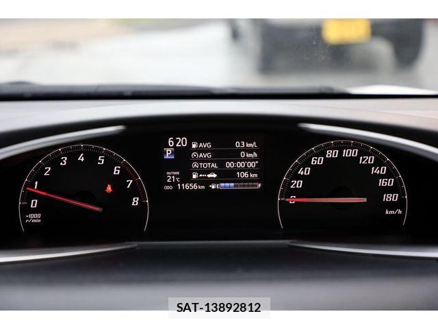 Toyota SIENTA 2020-10 7502804-11