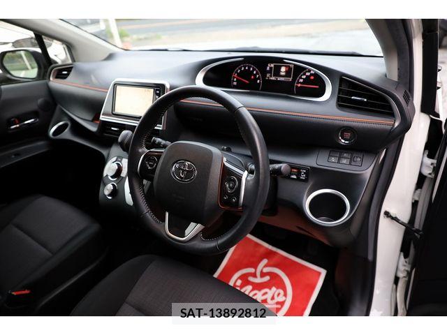 Toyota SIENTA 2020-10 7502804-17
