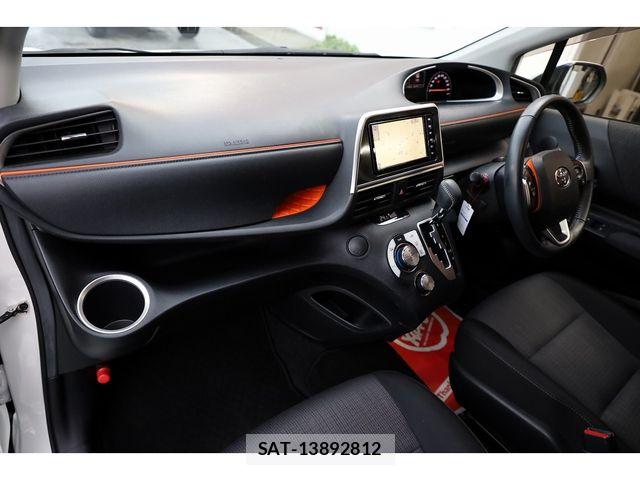 Toyota SIENTA 2020-10 7502804-1