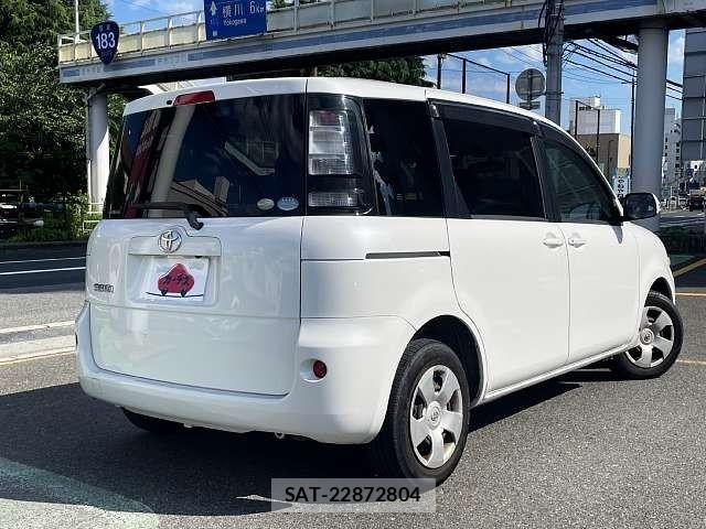 Toyota SIENTA 2011-09 7502820-2