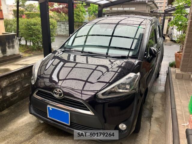 Toyota SIENTA 2017-12 7510033-0
