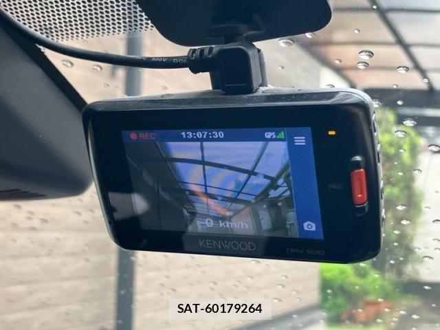 Toyota SIENTA 2017-12 7510033-13
