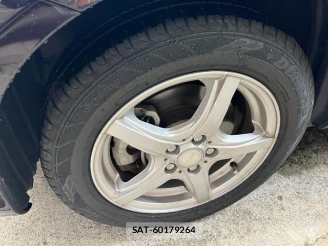 Toyota SIENTA 2017-12 7510033-18