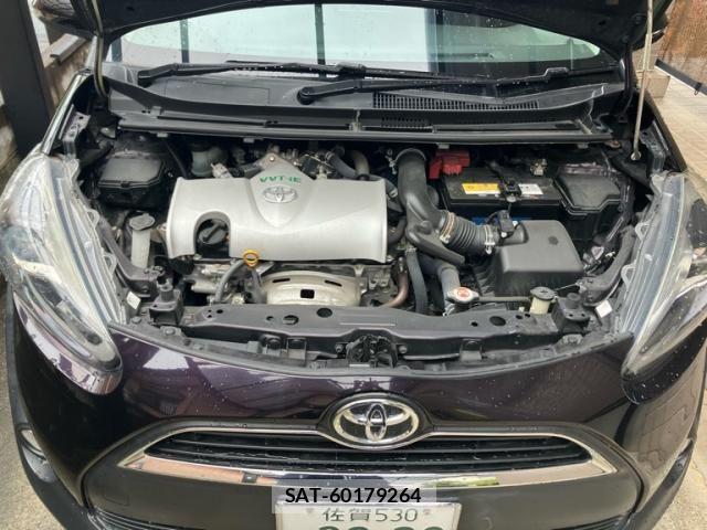 Toyota SIENTA 2017-12 7510033-21