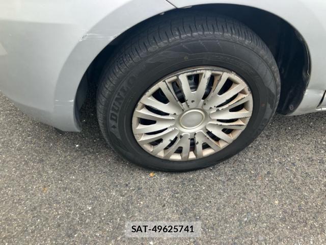 Toyota SIENTA 2005-09 7510044-3